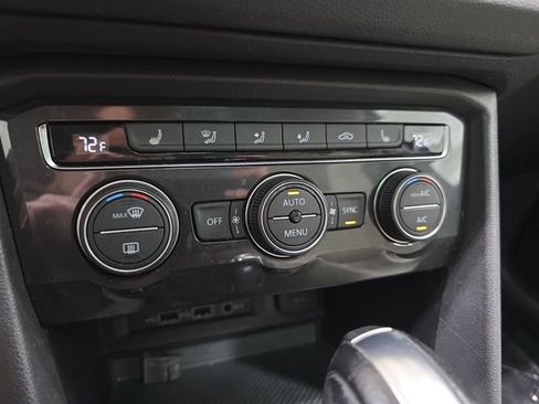 Used 2019 Volkswagen Tiguan SEL w/ 3rd Row Seat Package AWD/4WD image 23