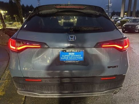 Used 2024 Honda HR-V Sport image 9