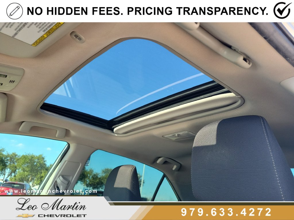 Used 2018 Toyota Corolla LE w/ LE Premium Package w/Moonroof FWD image 9