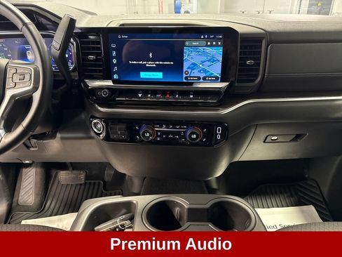 Used 2025 Chevrolet Silverado 2500 LT w/ Convenience Package AWD/4WD image 12