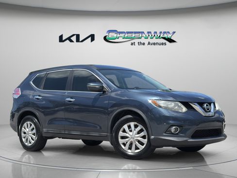 Used 2014 Nissan Rogue S FWD image 1
