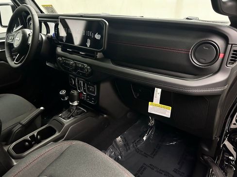New 2026 Jeep Wrangler Unlimited Rubicon image 17