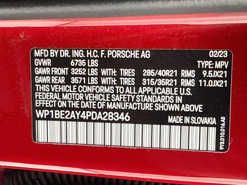 Certified 2023 Porsche Cayenne Coupe AWD/4WD image 12