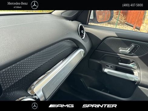 New 2026 Mercedes-Benz GLB 250 image 22