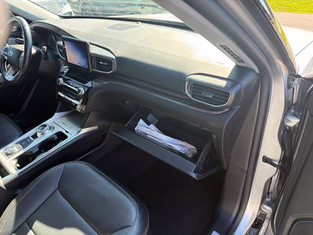 Used 2022 Ford Explorer Limited AWD/4WD image 35