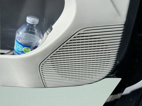 New 2026 Hyundai Kona SE image 23