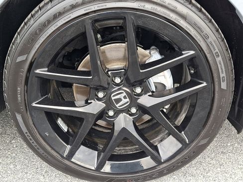 Certified 2025 Honda Civic Sport image 8