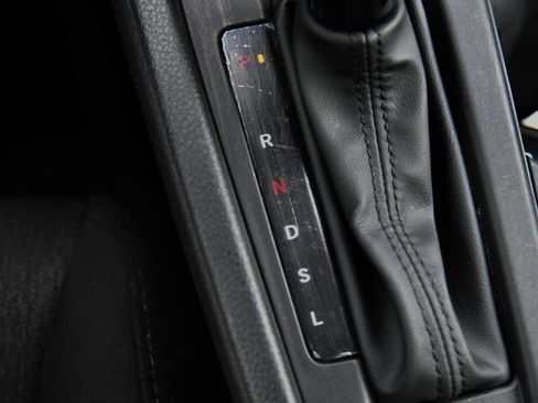 Used 2025 Honda Accord SE image 25