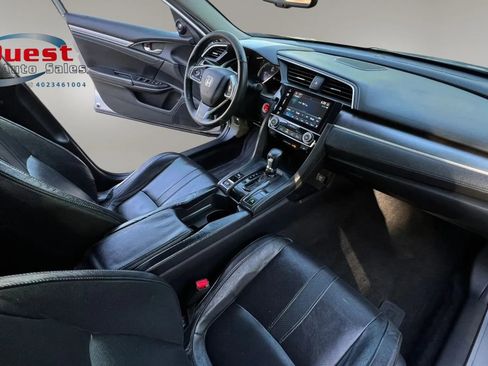 Used 2017 Honda Civic Touring image 17