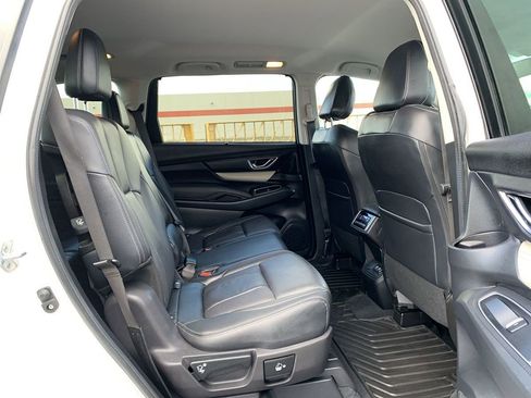 Used 2022 Subaru Ascent Limited image 31