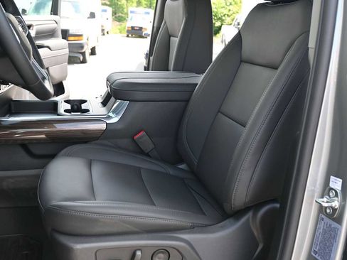 New 2026 Chevrolet Silverado 3500 LT w/ All Star Edition AWD/4WD image 26