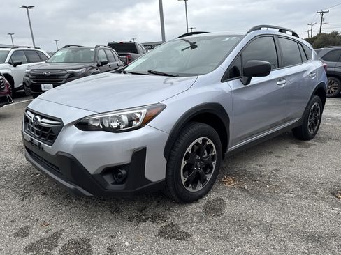 Certified 2021 Subaru Crosstrek 2.0i image 7