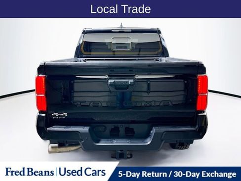 Used 2024 Toyota Tacoma SR5 AWD/4WD image 6