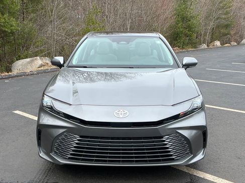 New 2026 Toyota Camry XLE w/ Premium Package AWD/4WD image 8