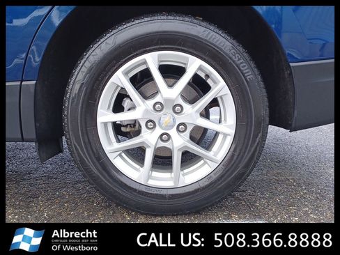 Used 2023 Chevrolet Equinox LT image 25