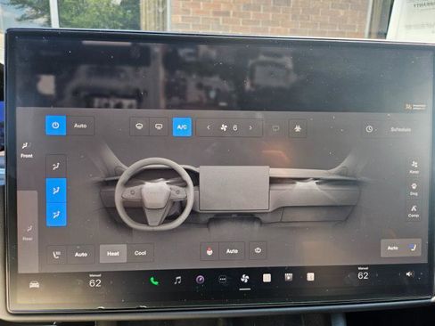 Used 2023 Tesla Model S AWD/4WD image 44