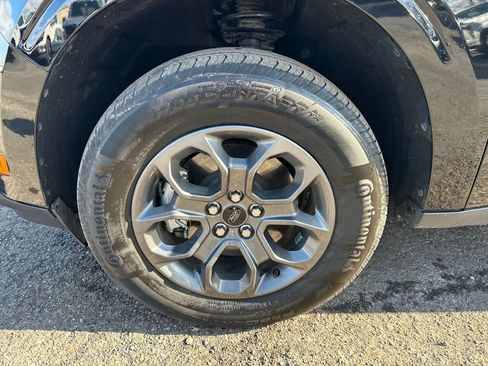 Used 2024 Ford Maverick XLT image 28