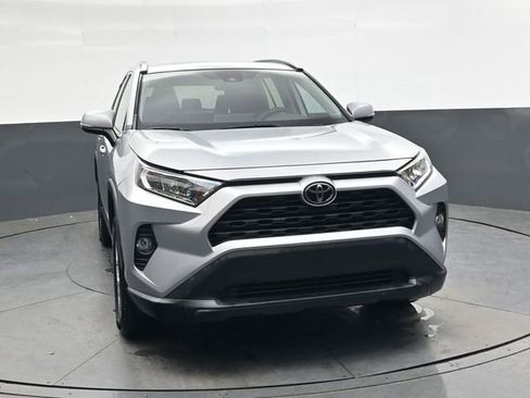 Used 2019 Toyota RAV4 XLE image 10