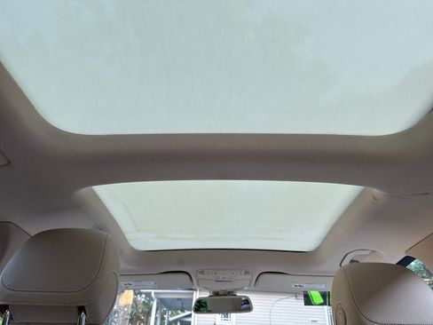 Used 2017 Mercedes-Benz GLC 300 4MATIC image 31