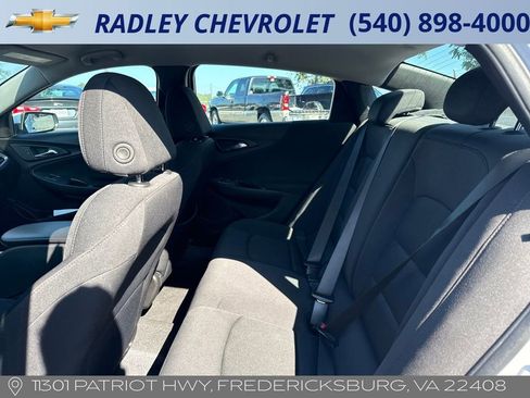 Certified 2024 Chevrolet Malibu RS w/ LPO, Floor Liner Package image 21