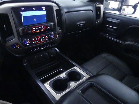 Used 2015 GMC Sierra 3500 Denali w/ Duramax Plus Package image 13