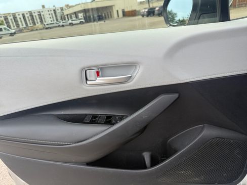 Used 2022 Toyota Corolla SE FWD image 13