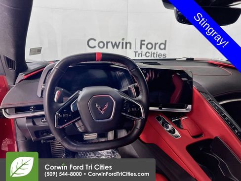 Used 2021 Chevrolet Corvette Stingray Preferred Cpe w/ Z51 Performance Package RWD image 28
