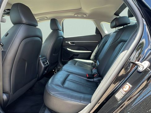 Certified 2023 Hyundai Sonata Limited FWD image 9