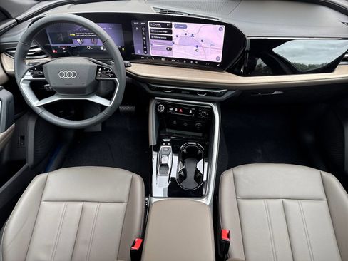 New 2026 Audi Q5 Premium AWD/4WD image 10