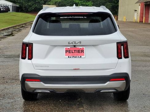 New 2026 Kia Sorento S FWD image 4