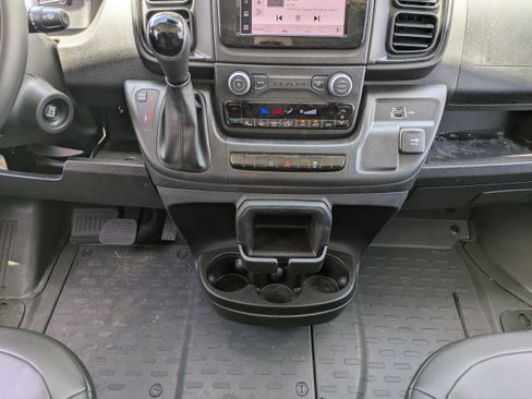 Used 2026 RAM ProMaster 2500 w/ Convenience Group FWD image 17