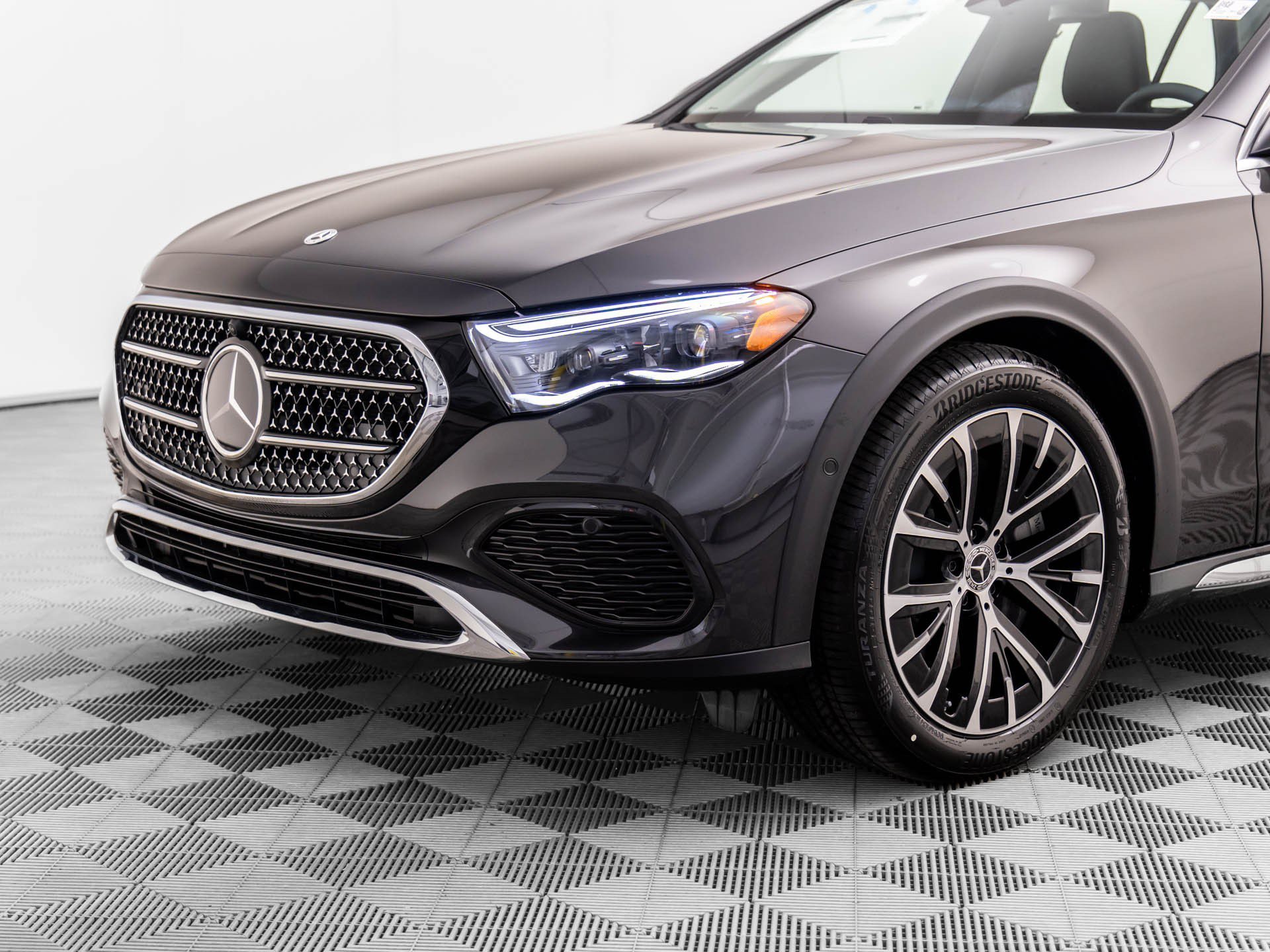 Certified 2025 Mercedes-Benz E 450 4MATIC All-Terrain Wagon image 35