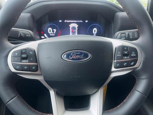 New 2025 Ford Explorer Active image 25