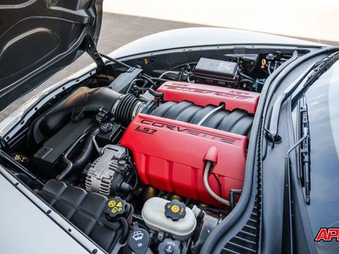 Used 2013 Chevrolet Corvette Z06 w/ 3LZ Preferred Equipment Group RWD image 78
