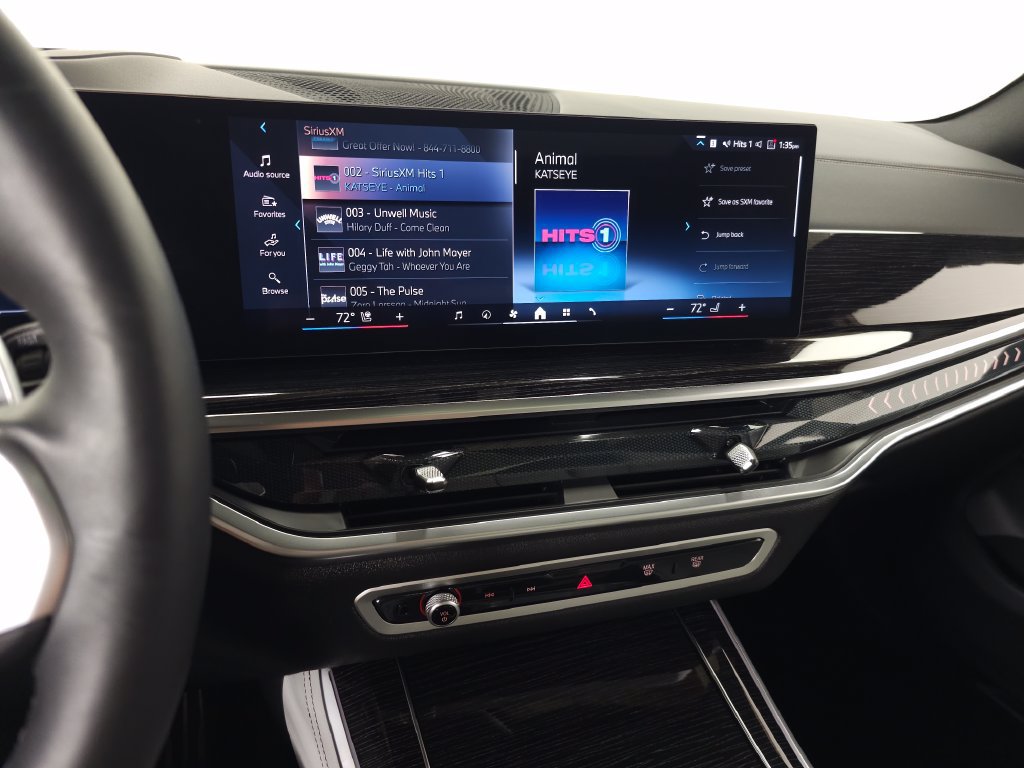 Used 2026 BMW X5 xDrive40i w/ M Sport Package AWD/4WD image 26