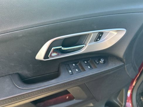 Used 2017 Chevrolet Equinox LT w/ Convenience Package image 11