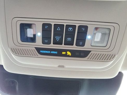 Used 2023 Ford Explorer XLT w/ Equipment Group 202A image 28