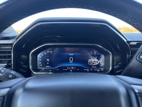 Used 2024 Chevrolet Silverado 2500 LT image 20