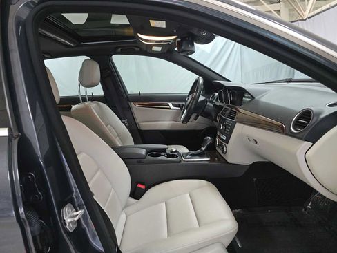 Used 2014 Mercedes-Benz C 300 4MATIC Sedan image 10