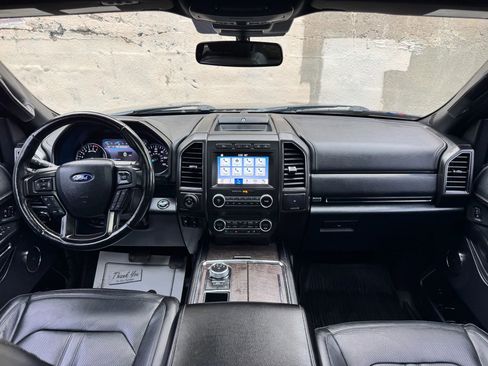 Used 2019 Ford Expedition Max Limited w/ Texas Edition Package RWD image 35