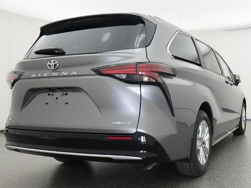 New 2026 Toyota Sienna Limited image 24