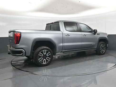 Used 2024 GMC Sierra 1500 AT4 w/ Technology Package AWD/4WD image 32