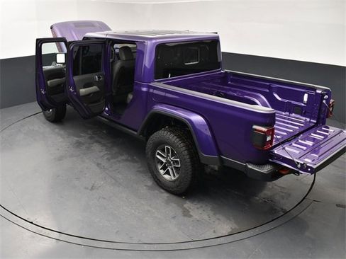 New 2026 Jeep Gladiator Mojave image 28
