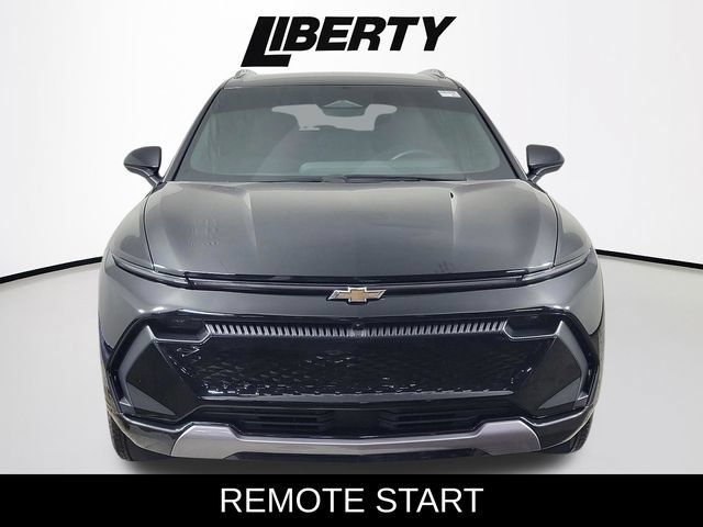 Used 2025 Chevrolet Equinox EV LT FWD image 8