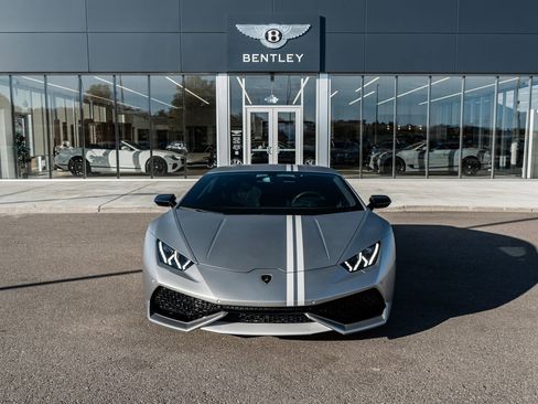 Used 2017 Lamborghini Huracan LP 610-4 Avio image 17