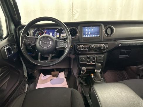 Used 2023 Jeep Wrangler Unlimited w/ Cold Weather Group image 23