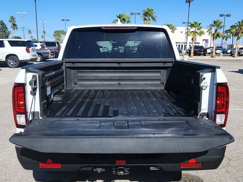 Used 2020 Honda Ridgeline Sport image 13