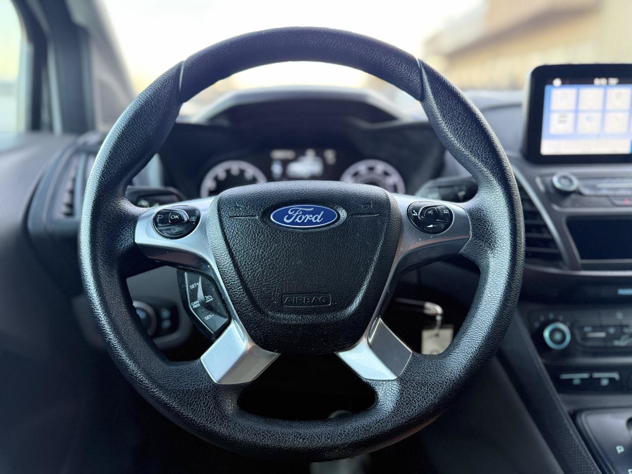 Used 2020 Ford Transit Connect XLT FWD image 16