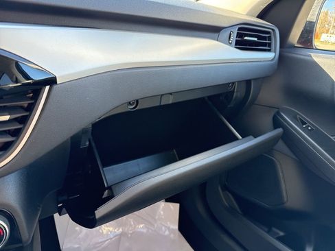 Used 2022 Ford Escape SE w/ Cold Weather Package image 22