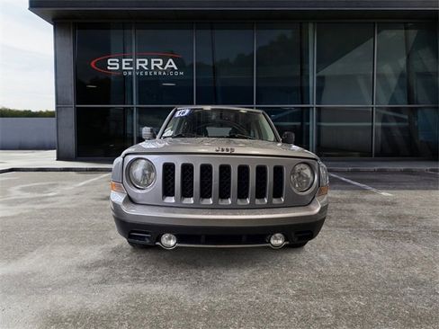 Used 2016 Jeep Patriot High Altitude image 6